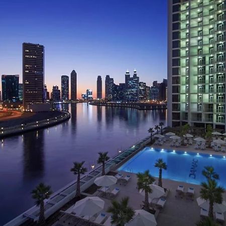 Luxury Hotel Apartment With A Canal View Dubai Luaran gambar