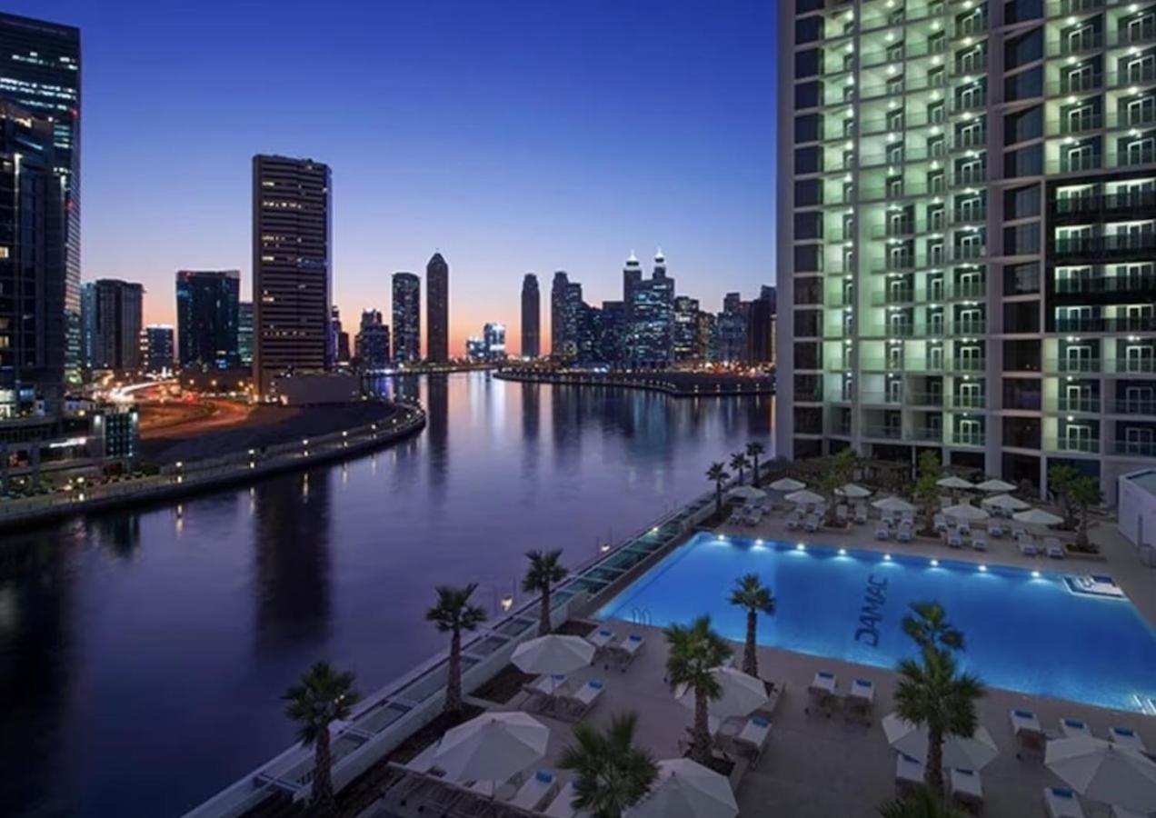 Luxury Hotel Apartment With A Canal View Dubai Luaran gambar