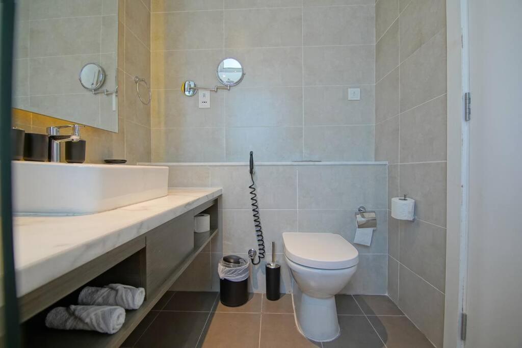 Luxury Hotel Apartment With A Canal View Dubai Luaran gambar